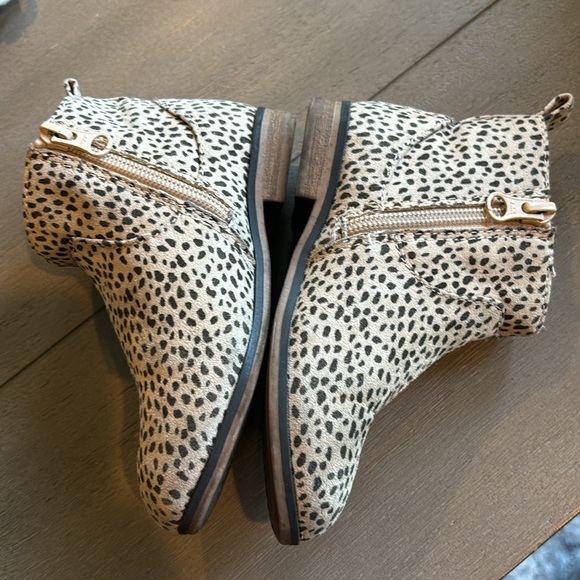 Leopard Boots, toddler girls size 9 - Picture 2 of 4